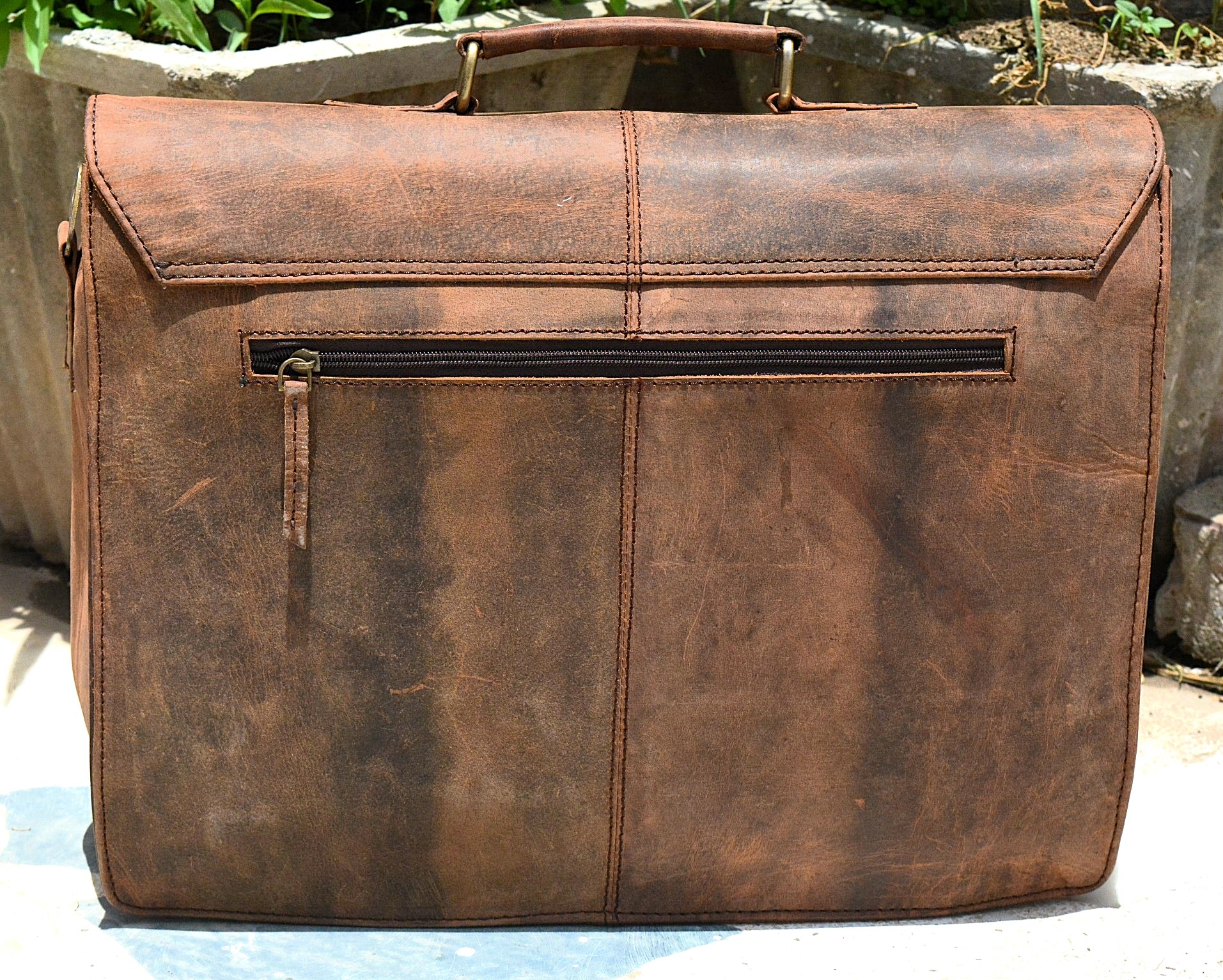 Satchel And Fable Mens Messenger 16 Inch Vintage Genuine Leather Briefcase Large Computer Laptop Satchel Shoulder Bag, Brown - Image 7